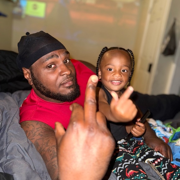 Meet your Posher, Tazz - Picture 4 of 7